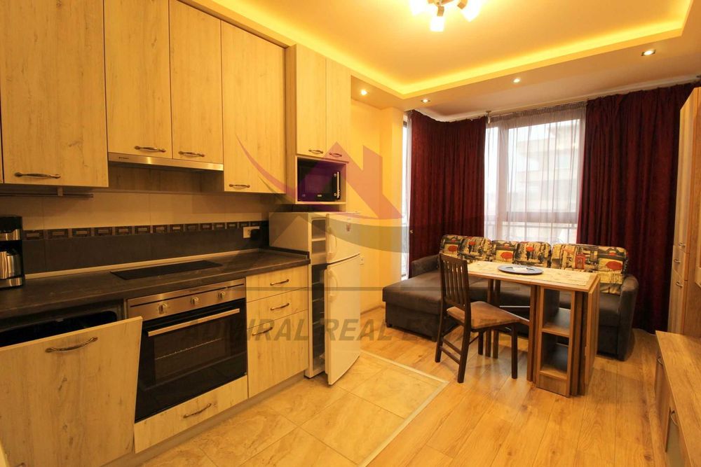 Дава се под наем Двустаен апартамент в Варна, Общината - 45 кв.м за 716 € - Снимка #2