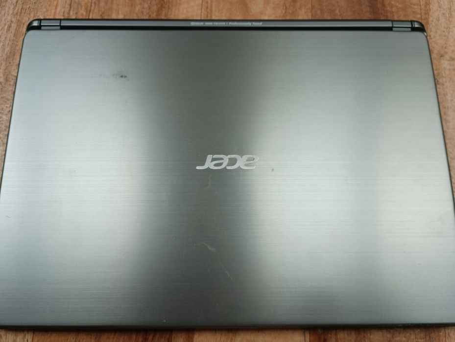 Продавам лаптоп Acer aspire M - 481 на части.