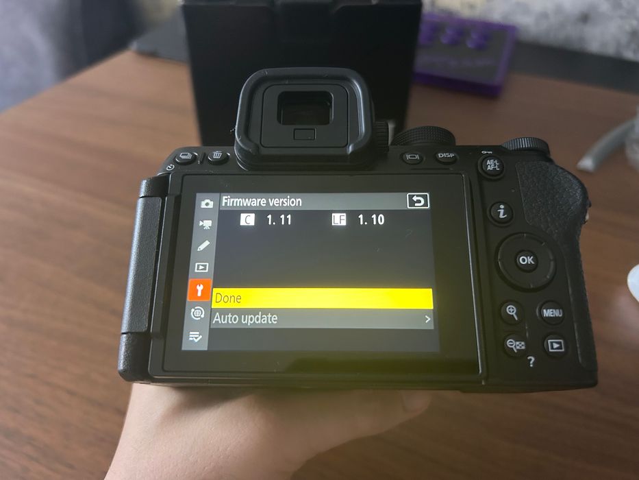 Nikon Z50 II - 657 кадъра, гаранция, отлично състояние