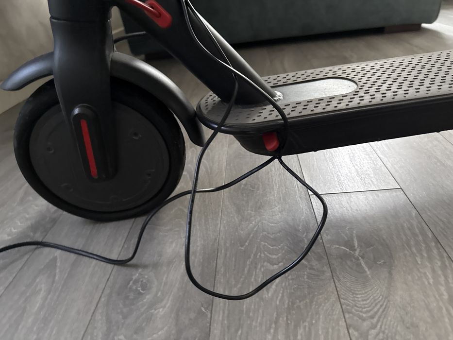 Электро самокат Xiaomi Mi Electric Scooter