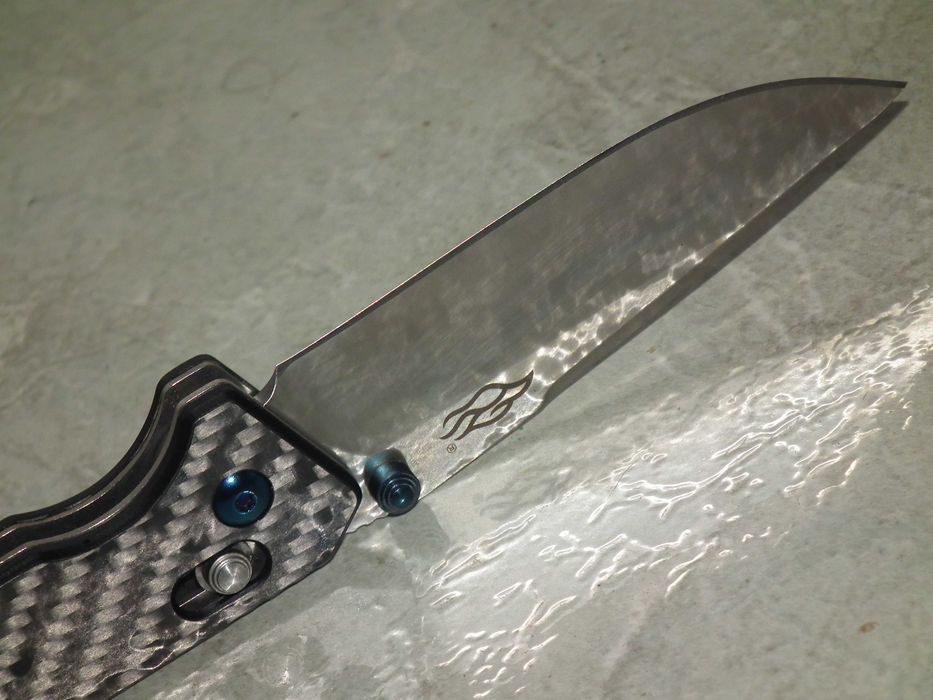 Briceag cutit Ganzo F 7601-CF nou, cutie, Carbon Fiber 440 C axis lock