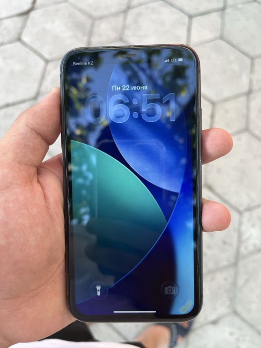 Продам iphone 11