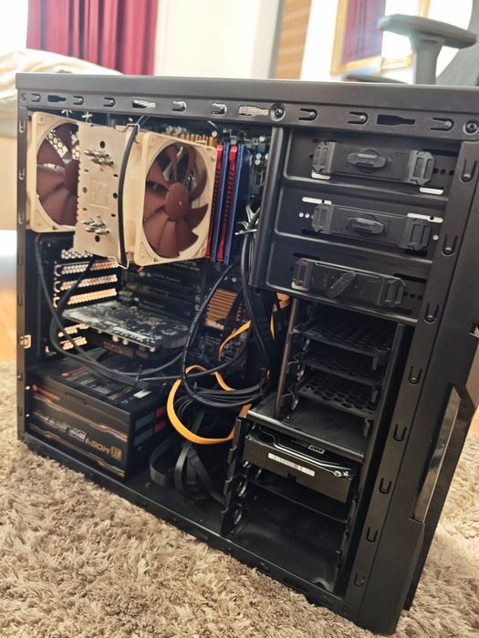 PC Desktop - Calculator Intel i7-4790K, 16GB RAM,500GB HDD, Radeon R7 250 2GB GDDR5, 630W + Bonus Kit Wireless Mouse și Tastatura