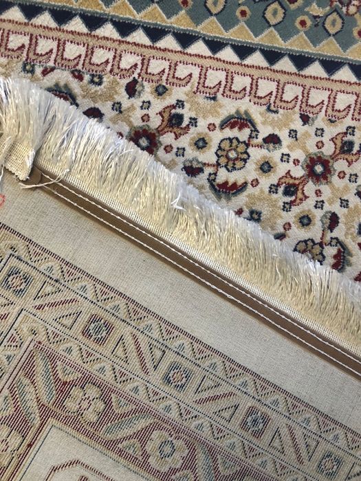 Продам ковер шелковый