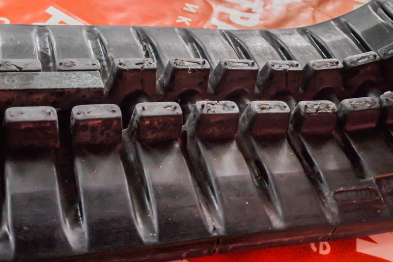 Резиновые гусеницы для экскаватора Kobelco