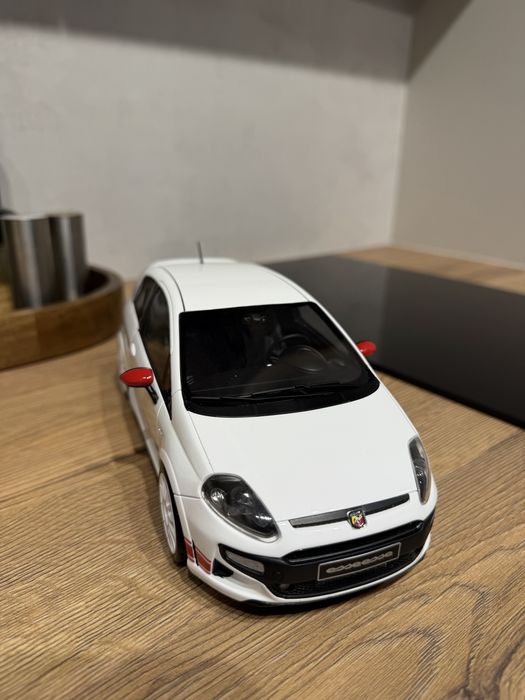 fiat grande punto 1/18 otto