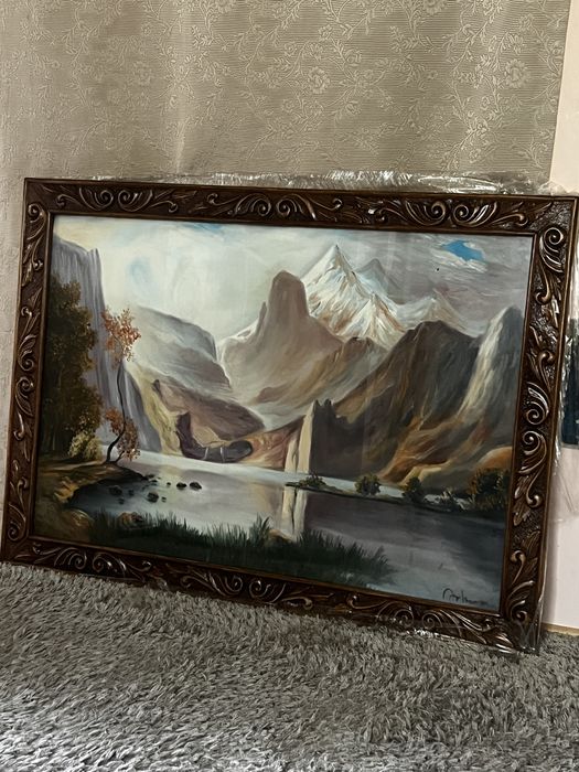 Tablou original în ulei pe pânză, 107×77 cm, ramă din lemn sculptată – peisaj montan