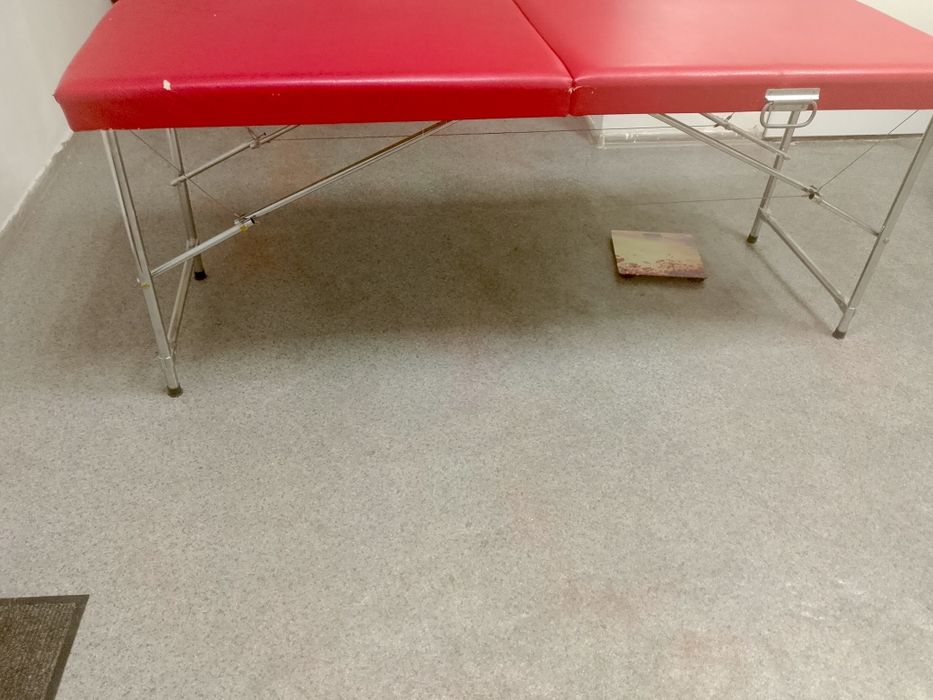 Продам кушетку чемодан