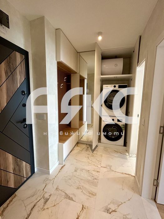 Продава се Двустаен апартамент в София, Витоша - 67 кв.м за 1902 €/кв.м - Снимка #8