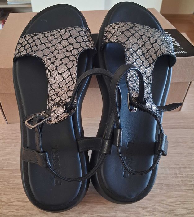 Сандали от естесвена кожа