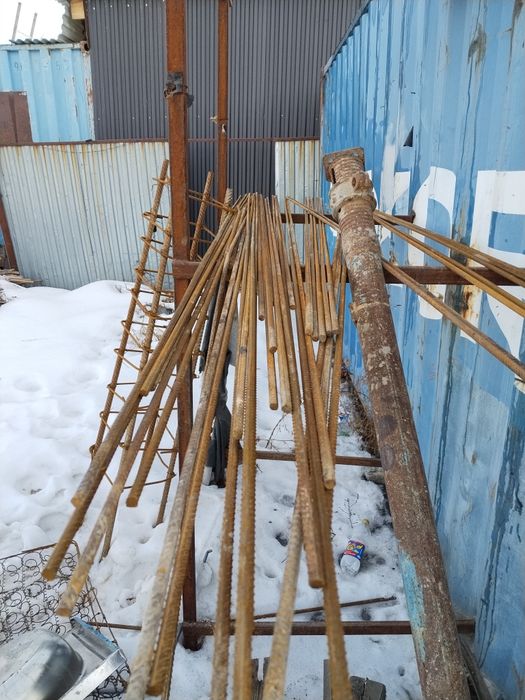 Арматура 10мм     .