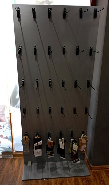 Стойка для различных маленьких принадлежностей.