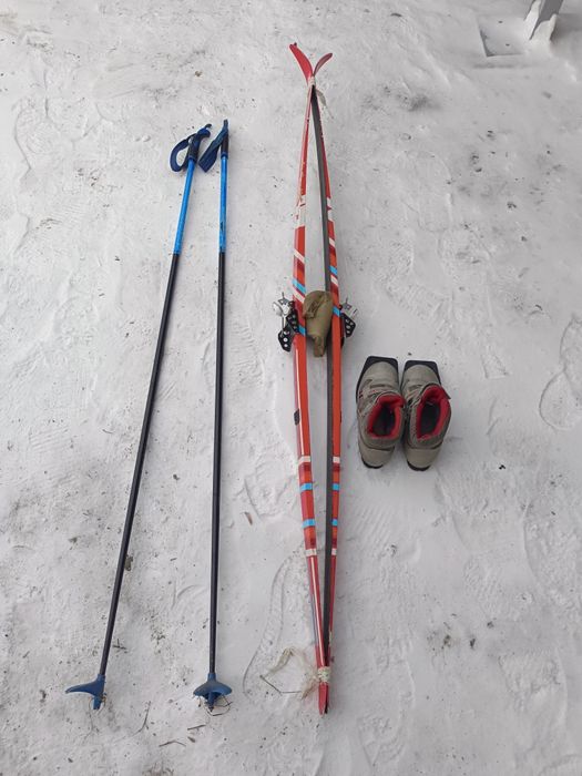 Продам лыжи, комплект