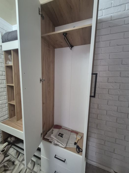 Продаётся шкаф для прихожей