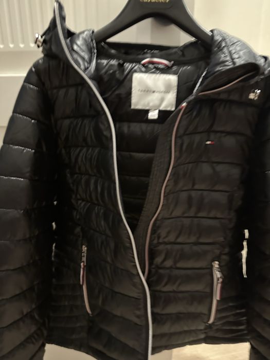Куртка Tommy Hilfiger, черная , оригинал