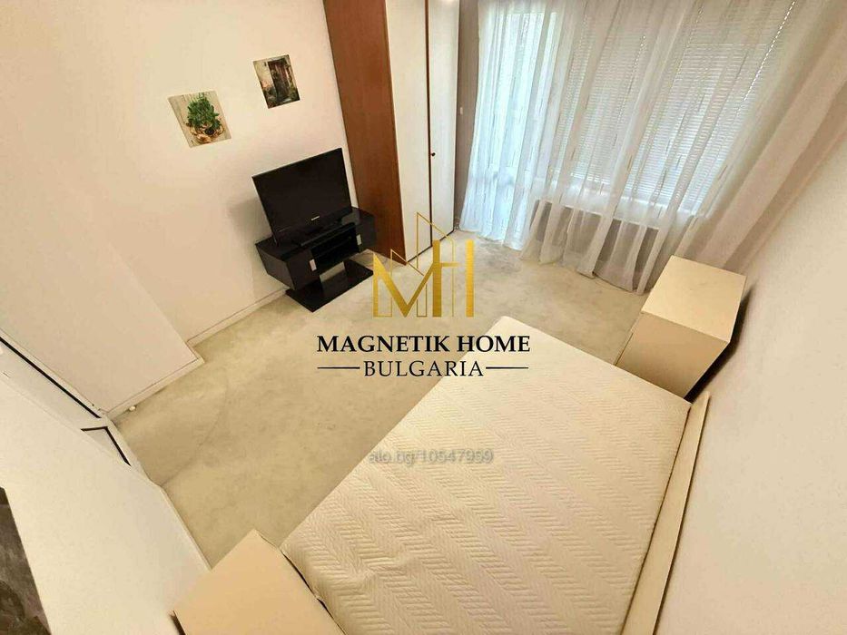 Дава се под наем Многостаен апартамент в Бургас, Център - 146 кв.м за 765 € - Снимка #6