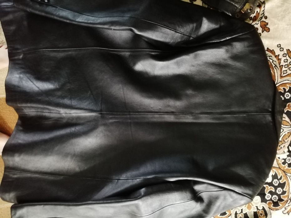 Продам кожанный пиджак