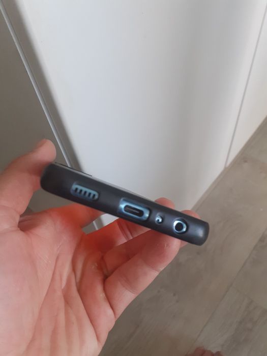 Продам смартфон samsung a32