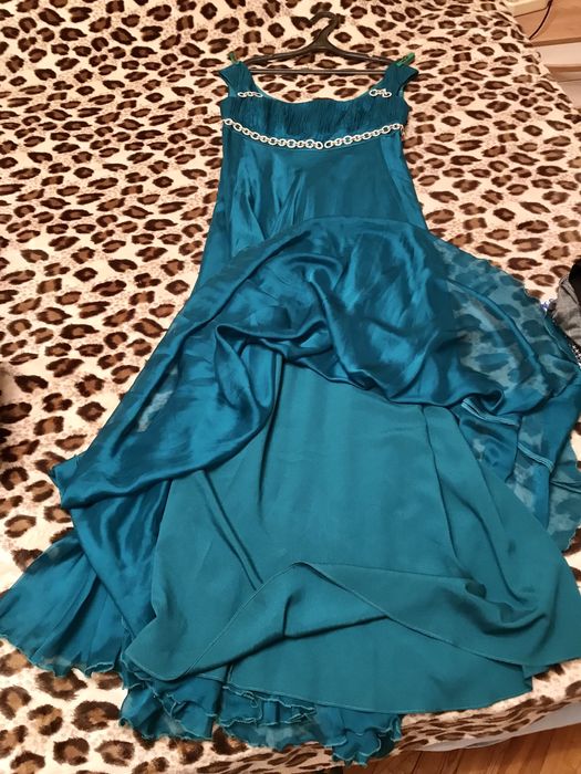 Продаётся вечернее платье