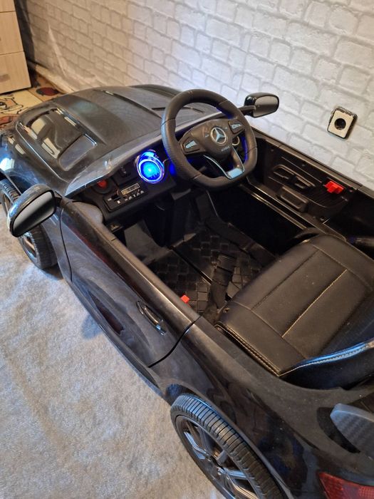 Mercedes benz AMG GTR