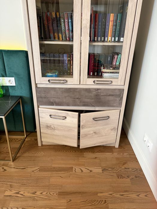 Новый удобный шкаф