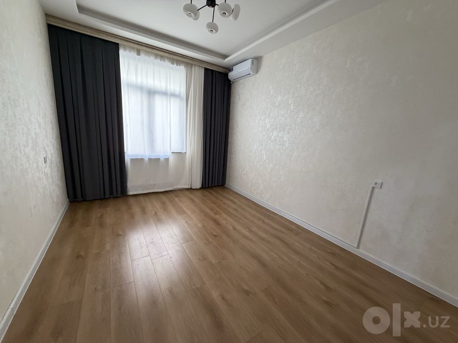 3Х КОМНАТНАЯ КВАРТИРА(99кв. м), кирпич, новостройка