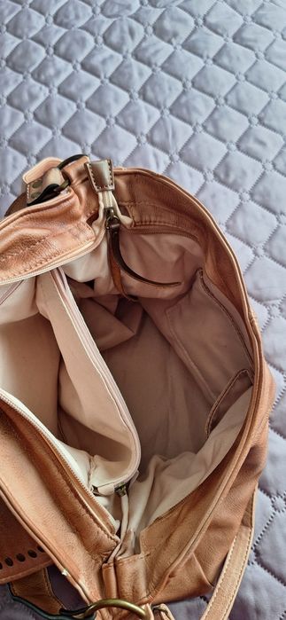 Дамска чанта с две дръжки къса и дълга