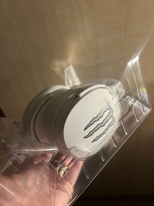 Skullcandy hesh evo слушалки x Monster