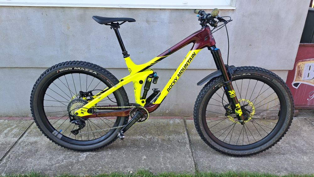 Enduro full suspension Rocky Mountain