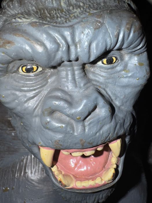 Кинг Конг екшън огромна