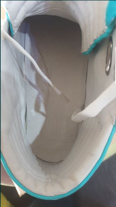 Оргинални кецове Voin