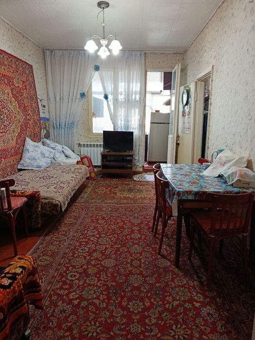 Продается 2х ком. На 2 этаже домбрабат