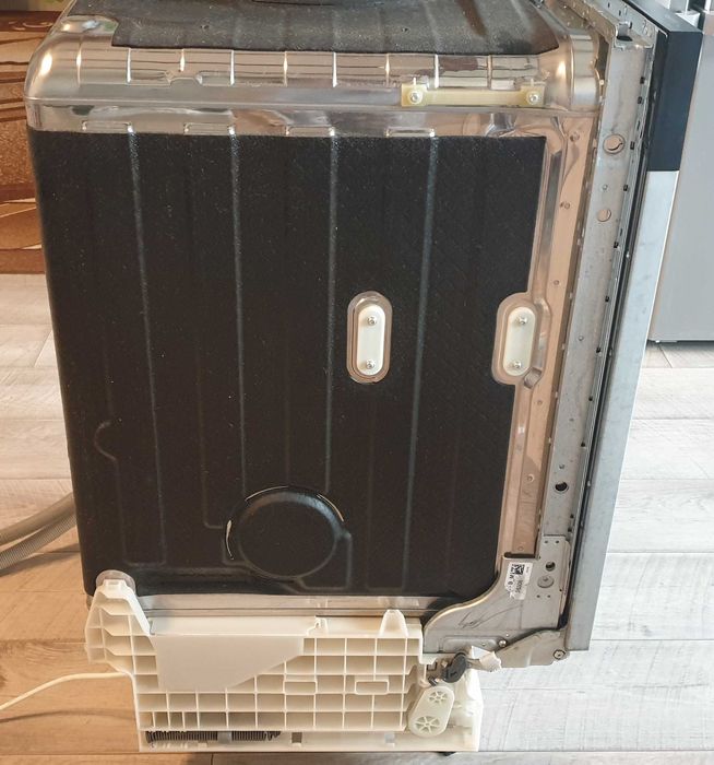 Вградена съдомиялна машина Gorenje GV64161 за части или ремонт