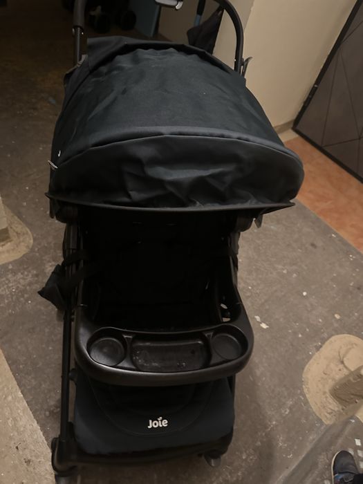 Коляска прогулочная joie