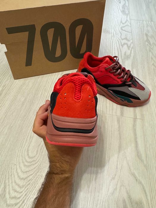 Adidasi Yeezy Boost 700, SNEAKERS Premium NOI, Full Box