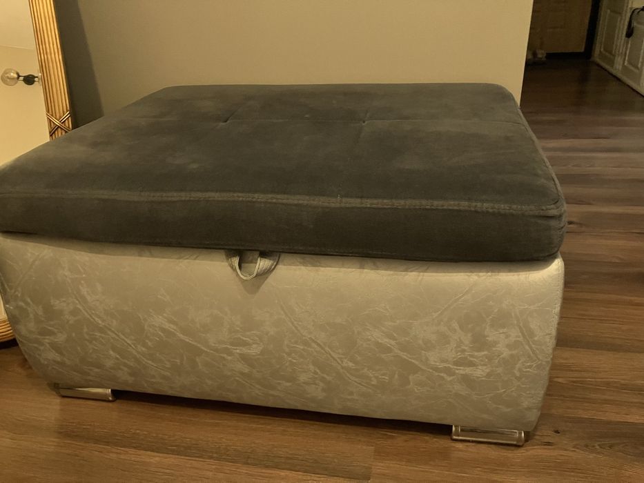 Диван большой, просторный