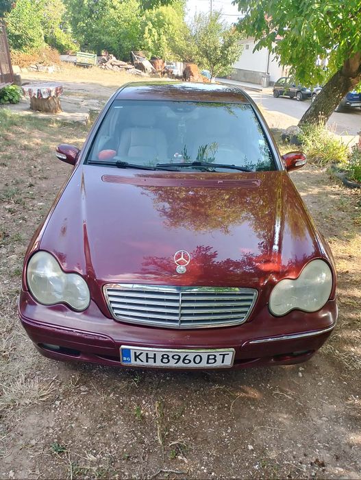 Mercedes Benz C220