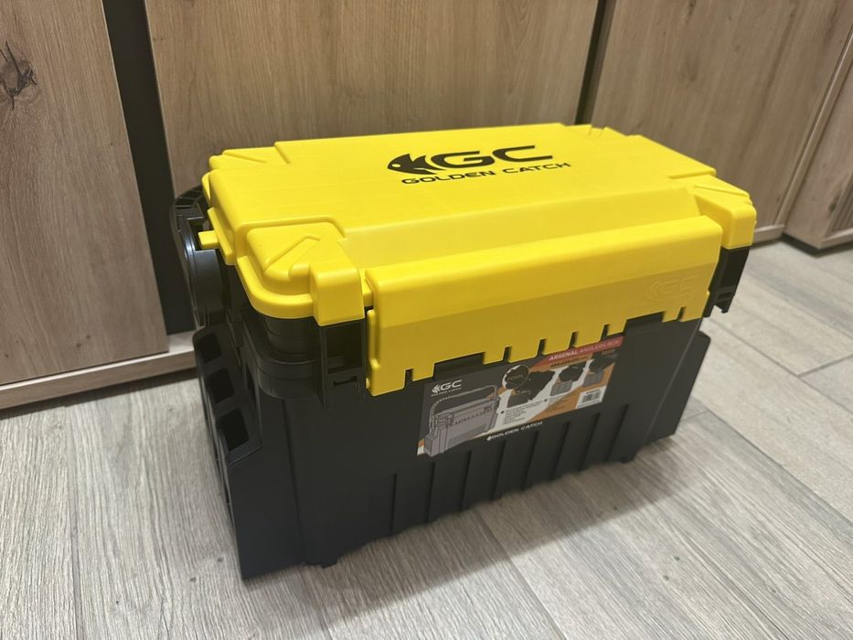 Риболовна кутия Golden Catch Anglers Arsenal Box