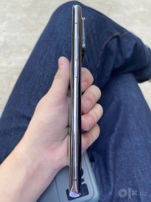Xiaomi 11 ultra.