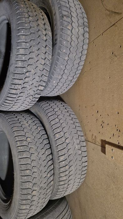 Продам зимнюю резину