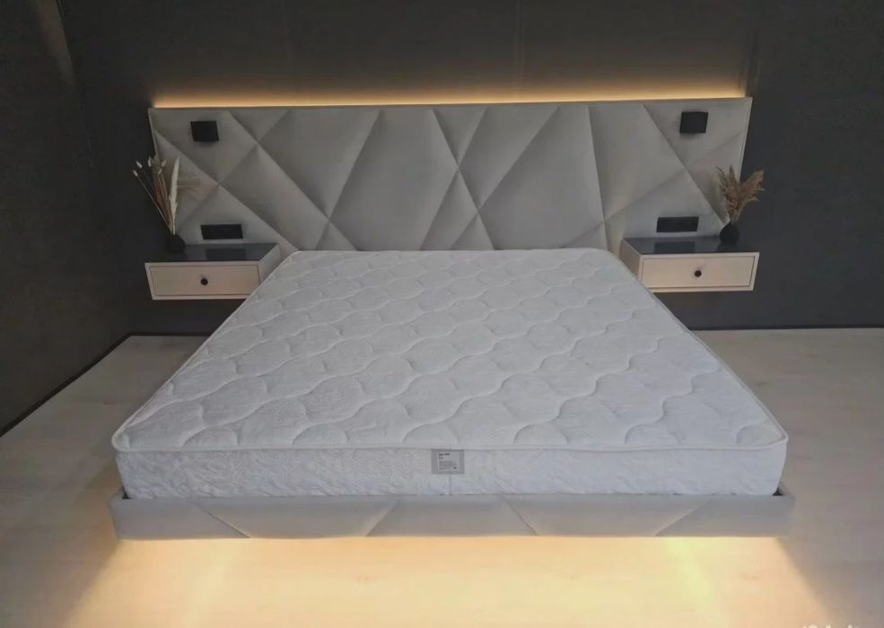 Парящая кровать с