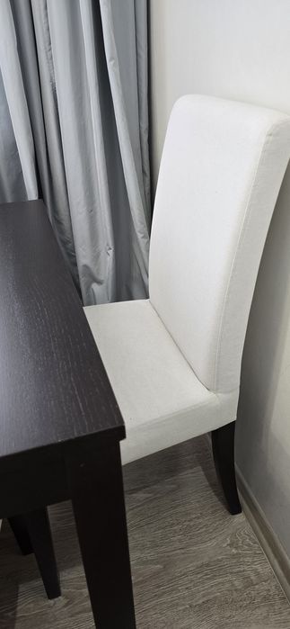 Продам комплект ,стол со стульями IKEA дерево