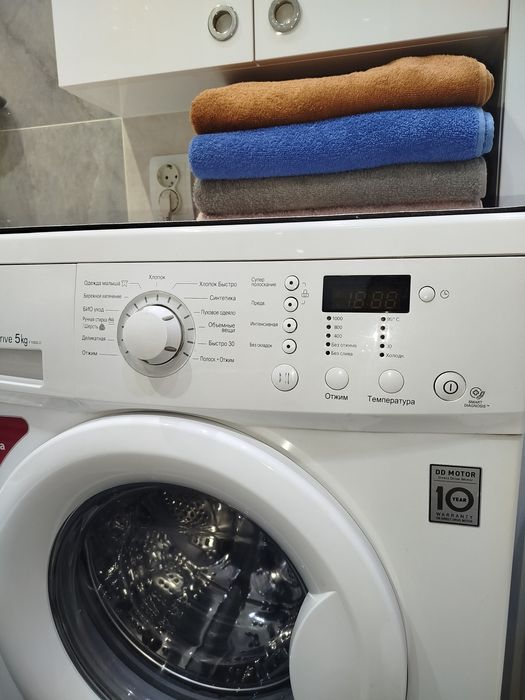 Стиральная машина LG.