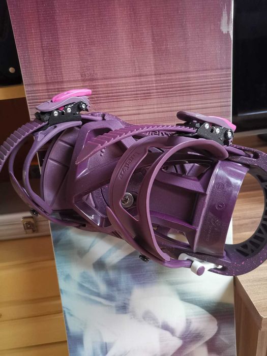 Placă Snowboard all mountain & freestyle Damă cu  legaturi si boots