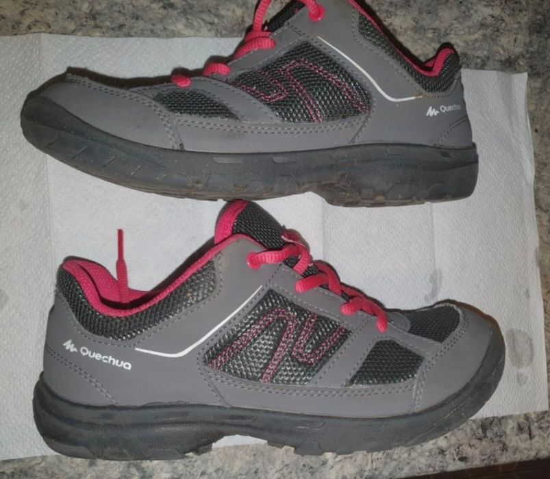 Adidas ghete drumetie masura 35 Quechua Decathlon  ca noi