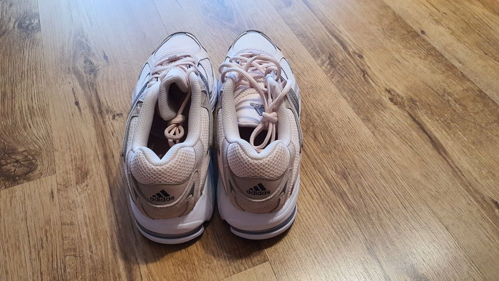 Adidasi Originali Germania Adidas Response CL Nr. 43 1/3 Panza + Piele