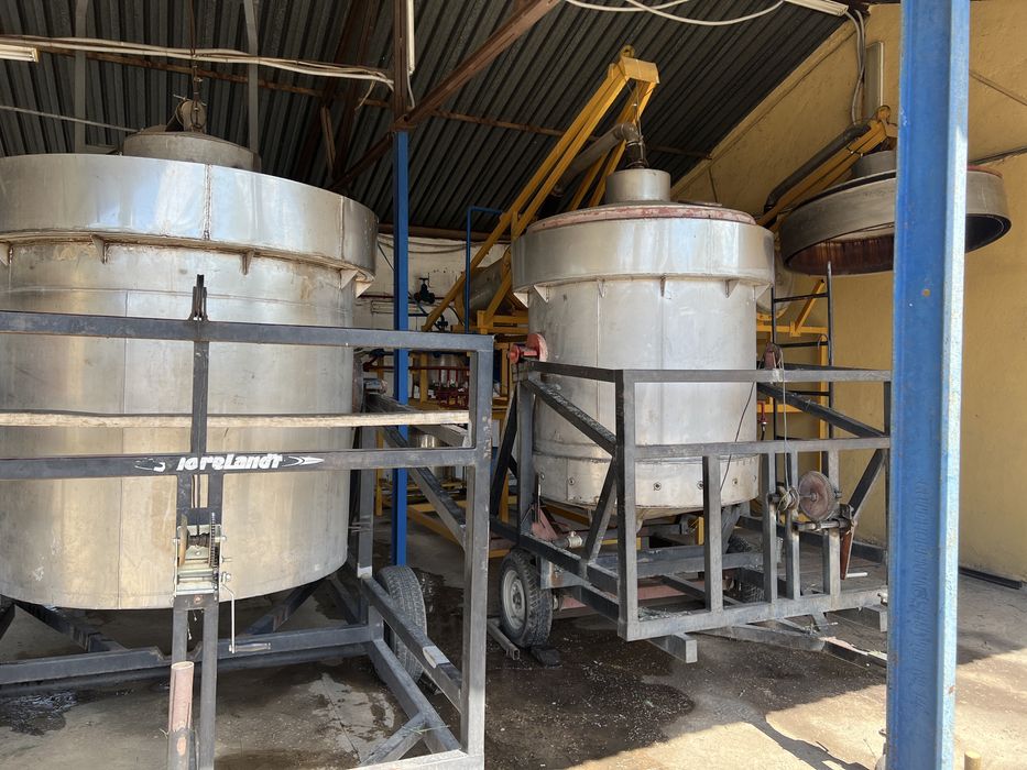 Продава се Промишлена сграда в Дългопол - 5000 кв.м за 36 €/кв.м - Снимка #1