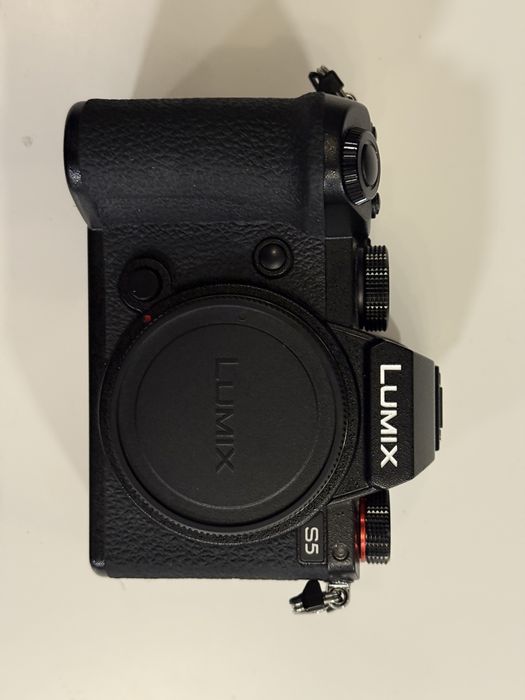 Panasonic Lumix S5