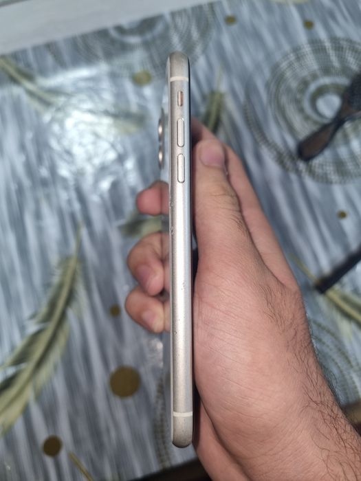 Iphone 11 (64GB LLA 74) ochilmagan