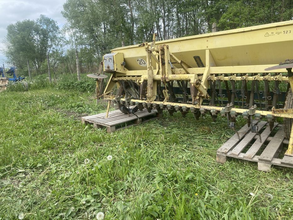 Semanatoare porumb kneverland